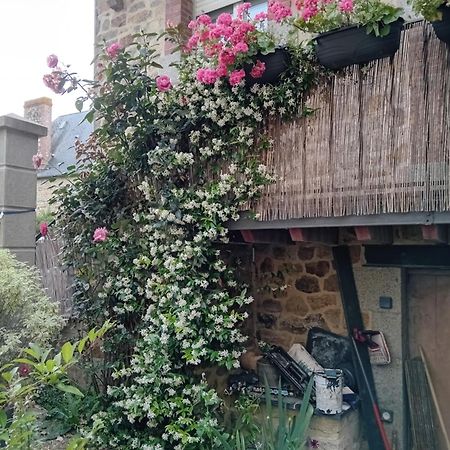 Les Gites De Lyly Ποντορσόν Εξωτερικό φωτογραφία